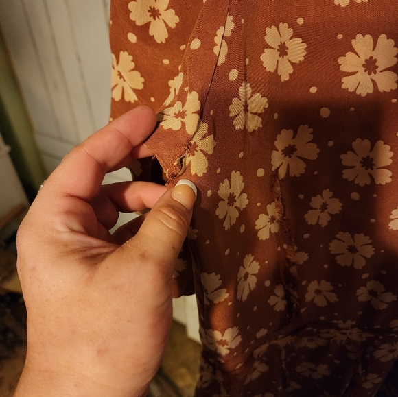 USED BOTTEGA VENETA SILK DRESS - Picture 4 of 17